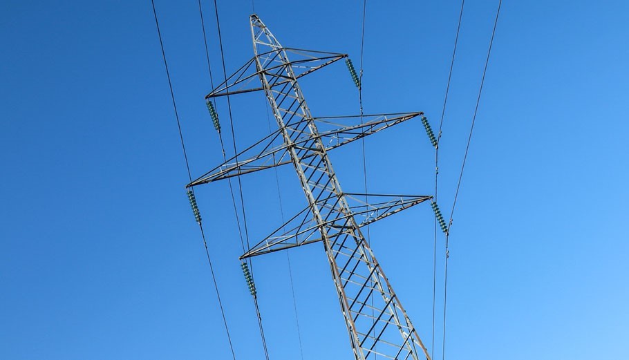 Ένα εργοστάσιο ρεύματος 900 MW